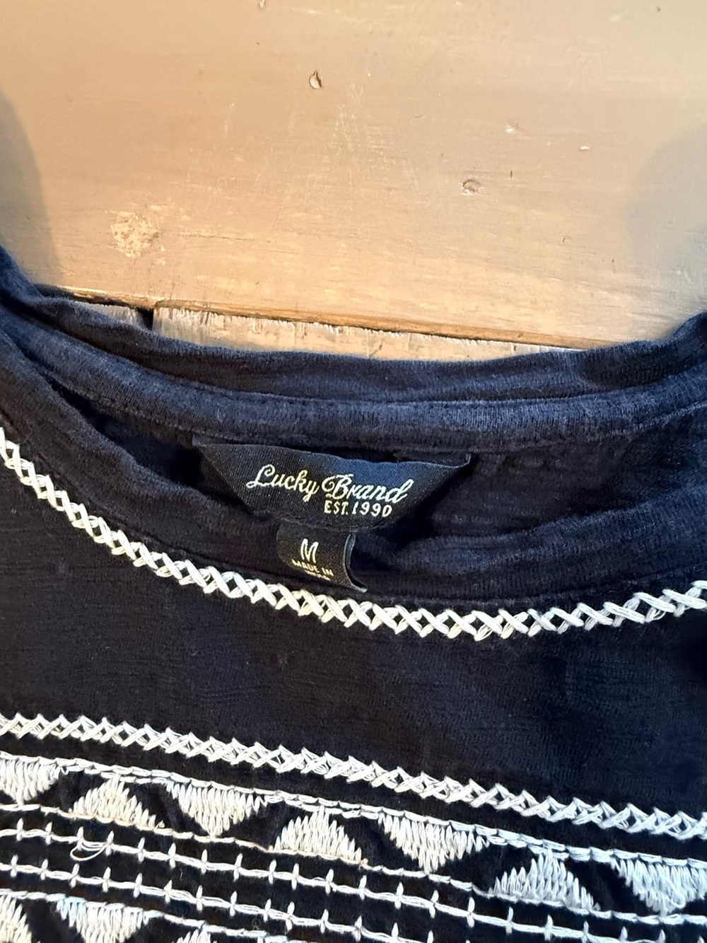 Lucky Brand Black Embroidered Boho Peasant Top White Geometric Detail - Picture 5 of 9